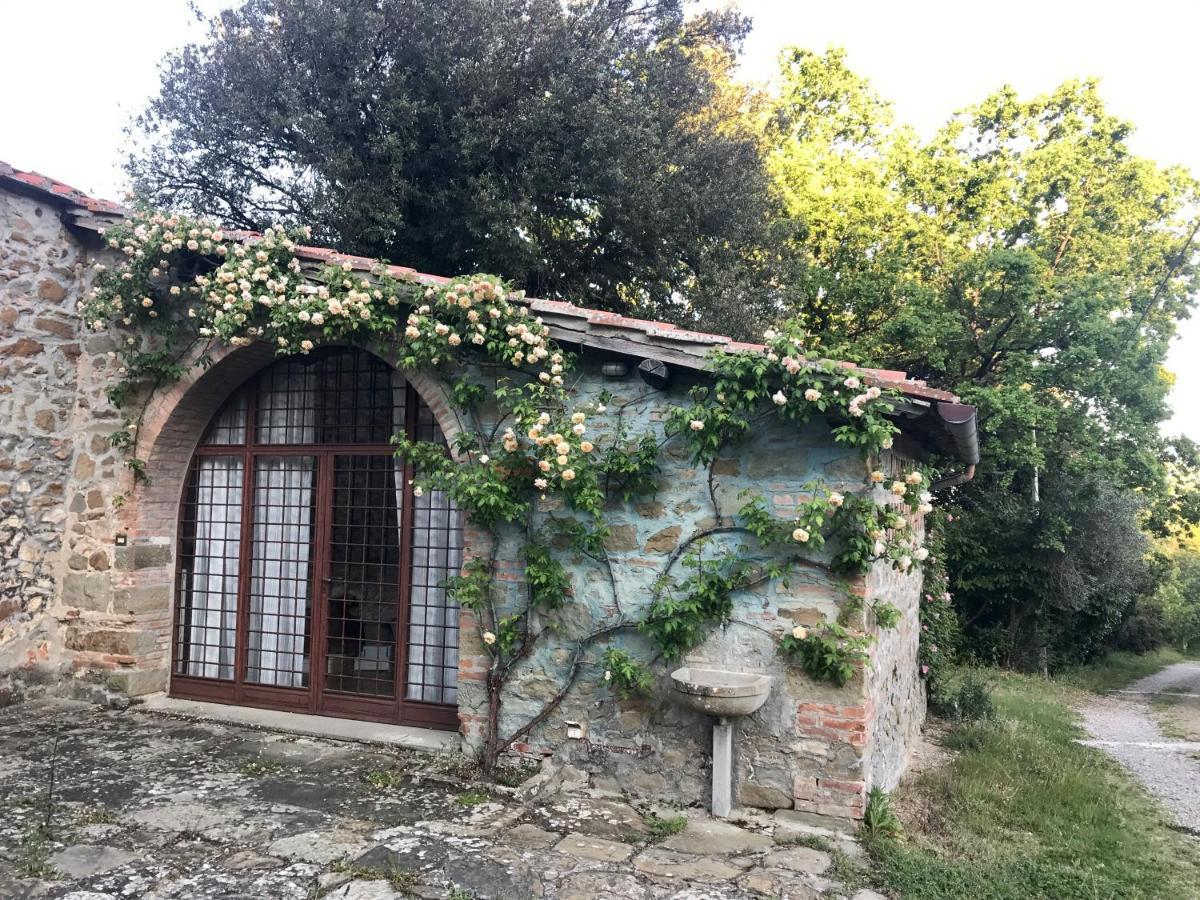 Agriturismo Fattoria Celle Фильине-Вальдарно Экстерьер фото